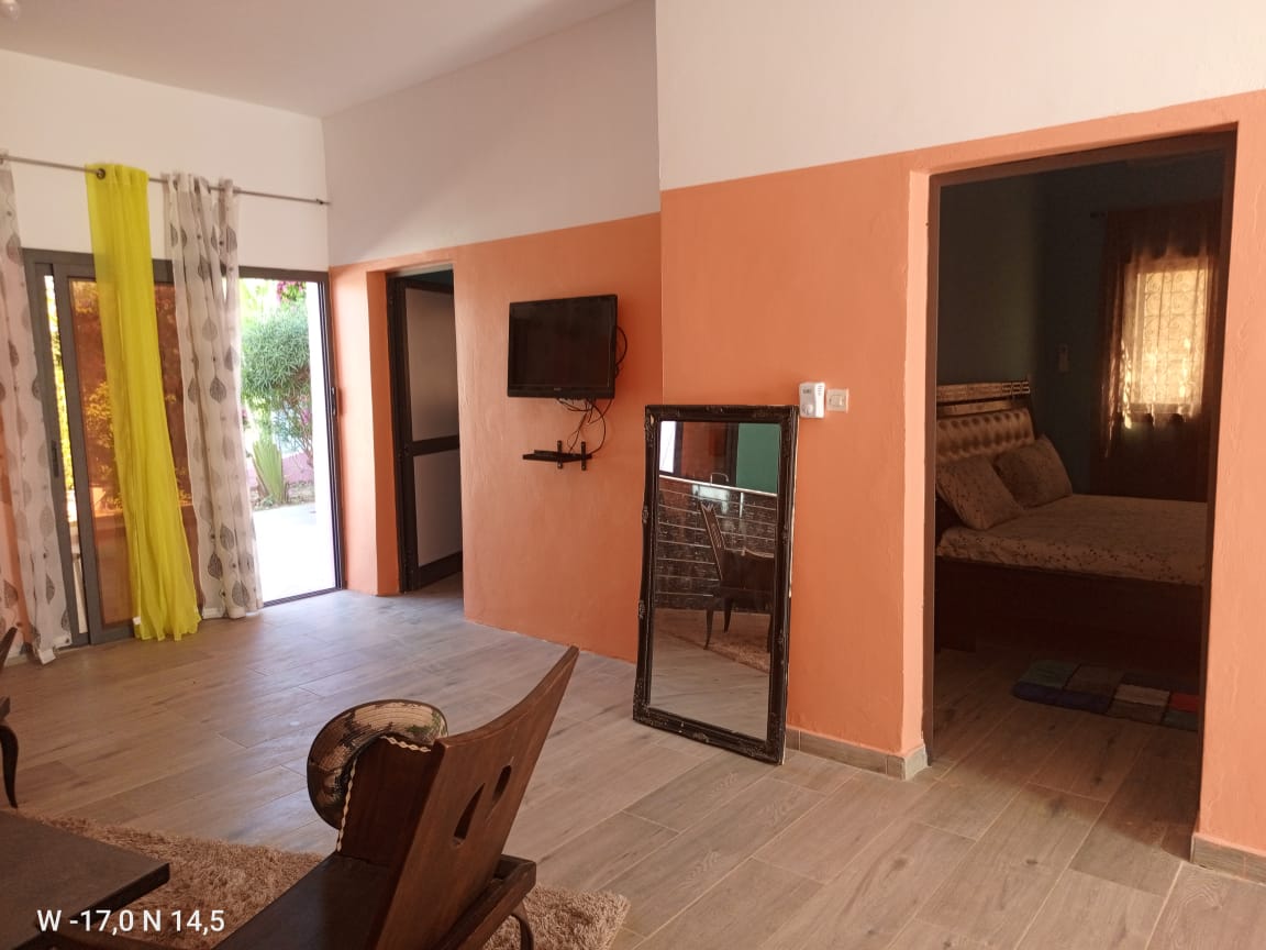 MAISON MEUBLÉE A VENDRE A NGAPAROU