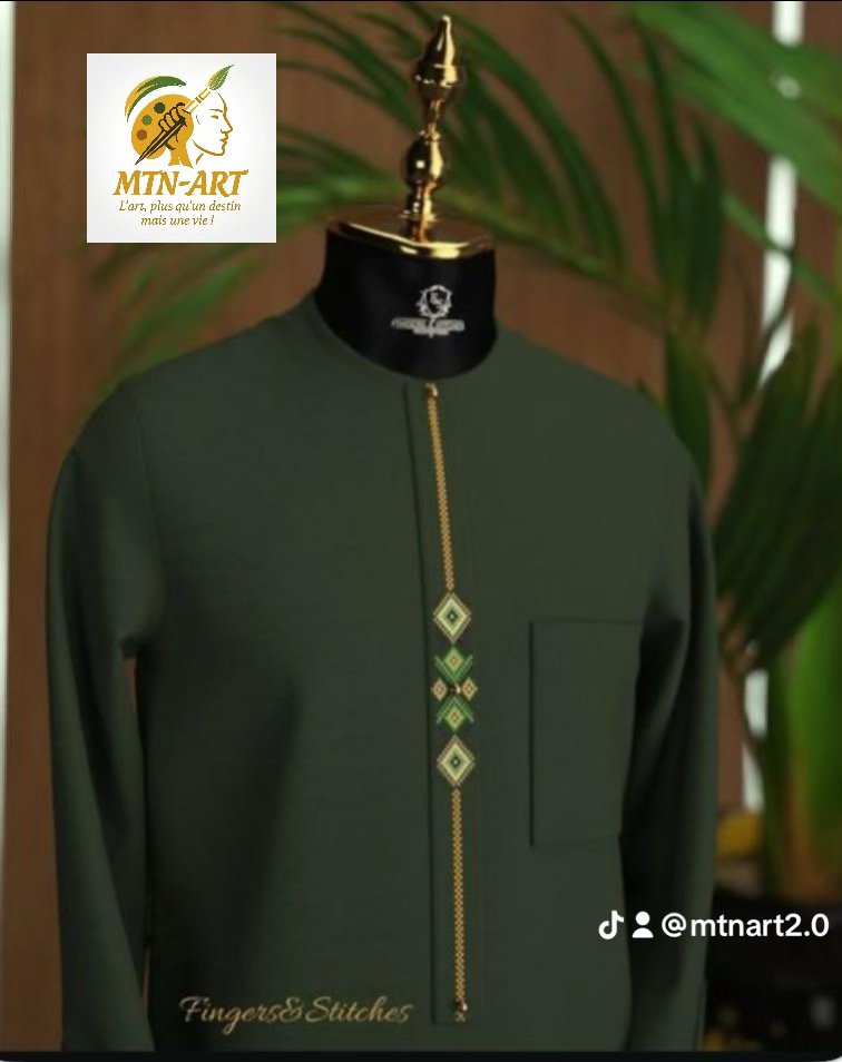 Tenue africaine homme élégante