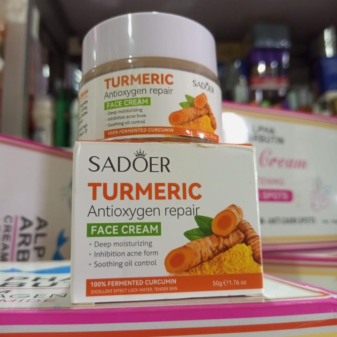 Crèmes visage éclaircissantes