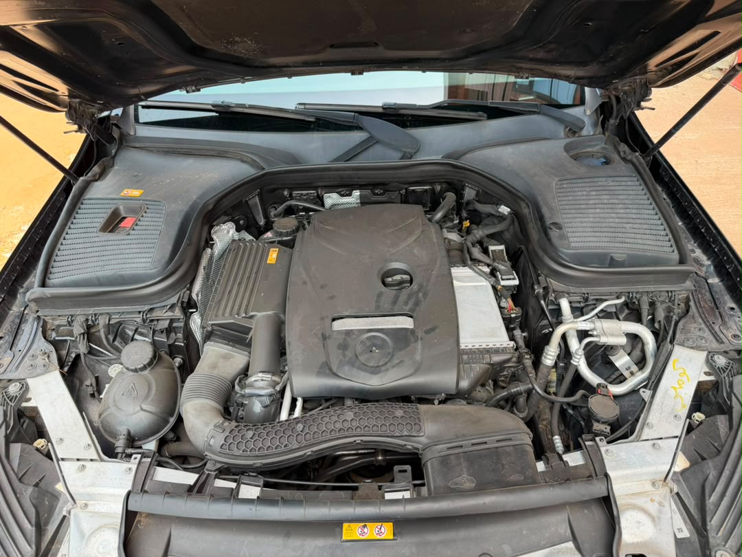 Mercedes Benz GLC 300