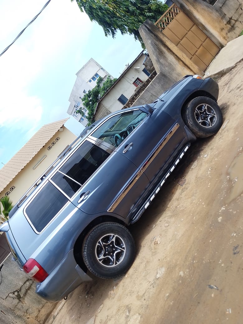 TOYOTA HIGHLANDER 2005 v4