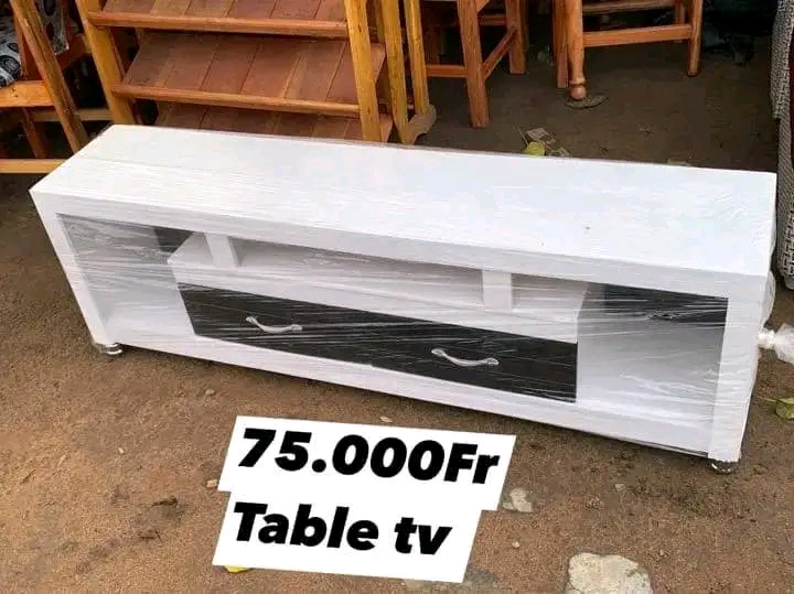 Table Télé Neuve