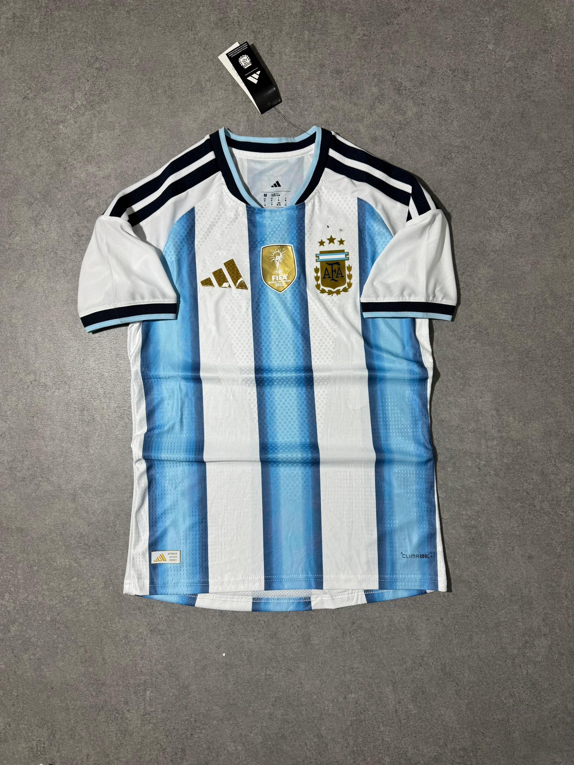 Maillots Argentine Version CDM 26 Disponible