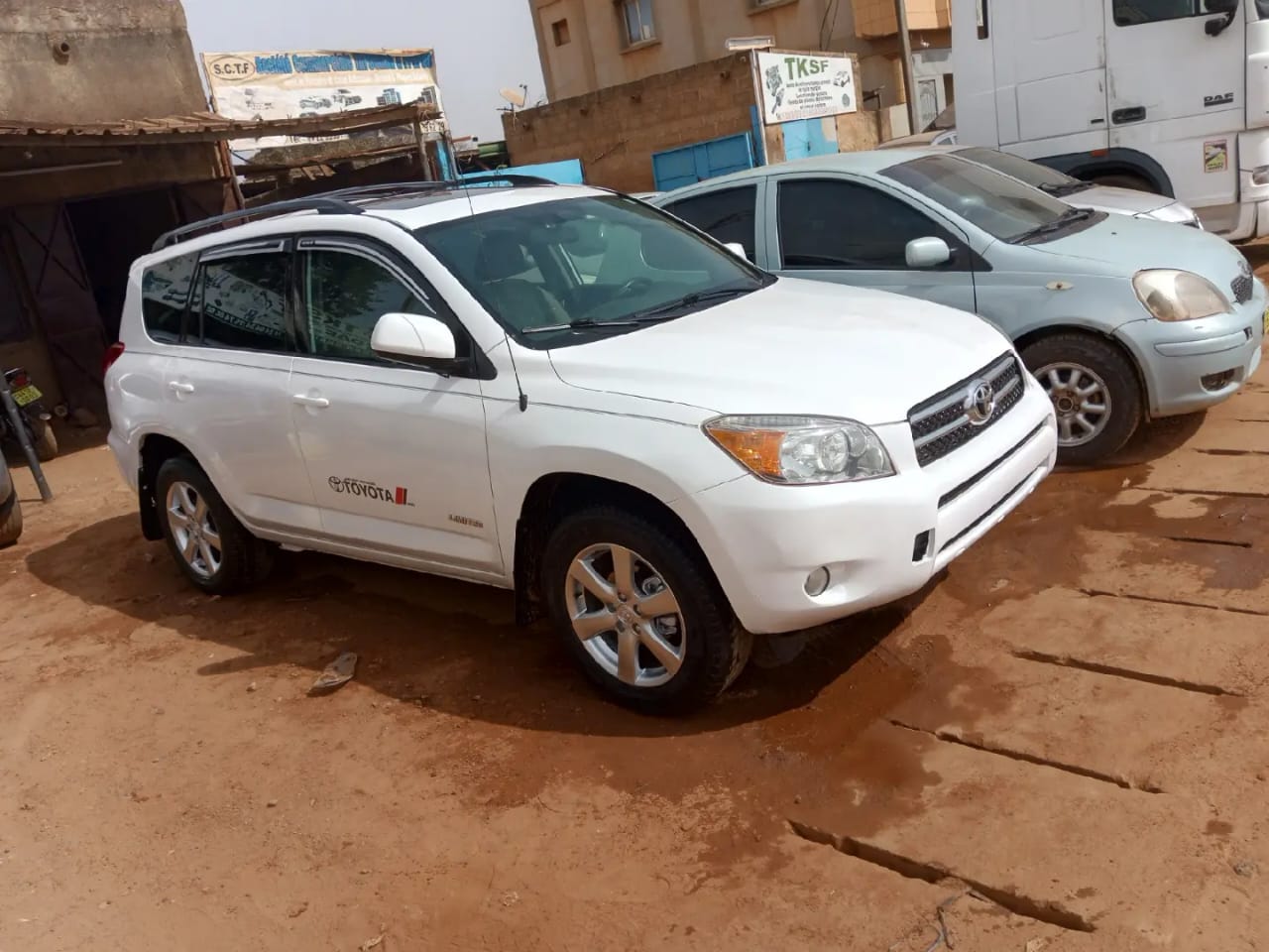 Toyota RAV4 Limited 2008 automatique essence à Ouagadougou