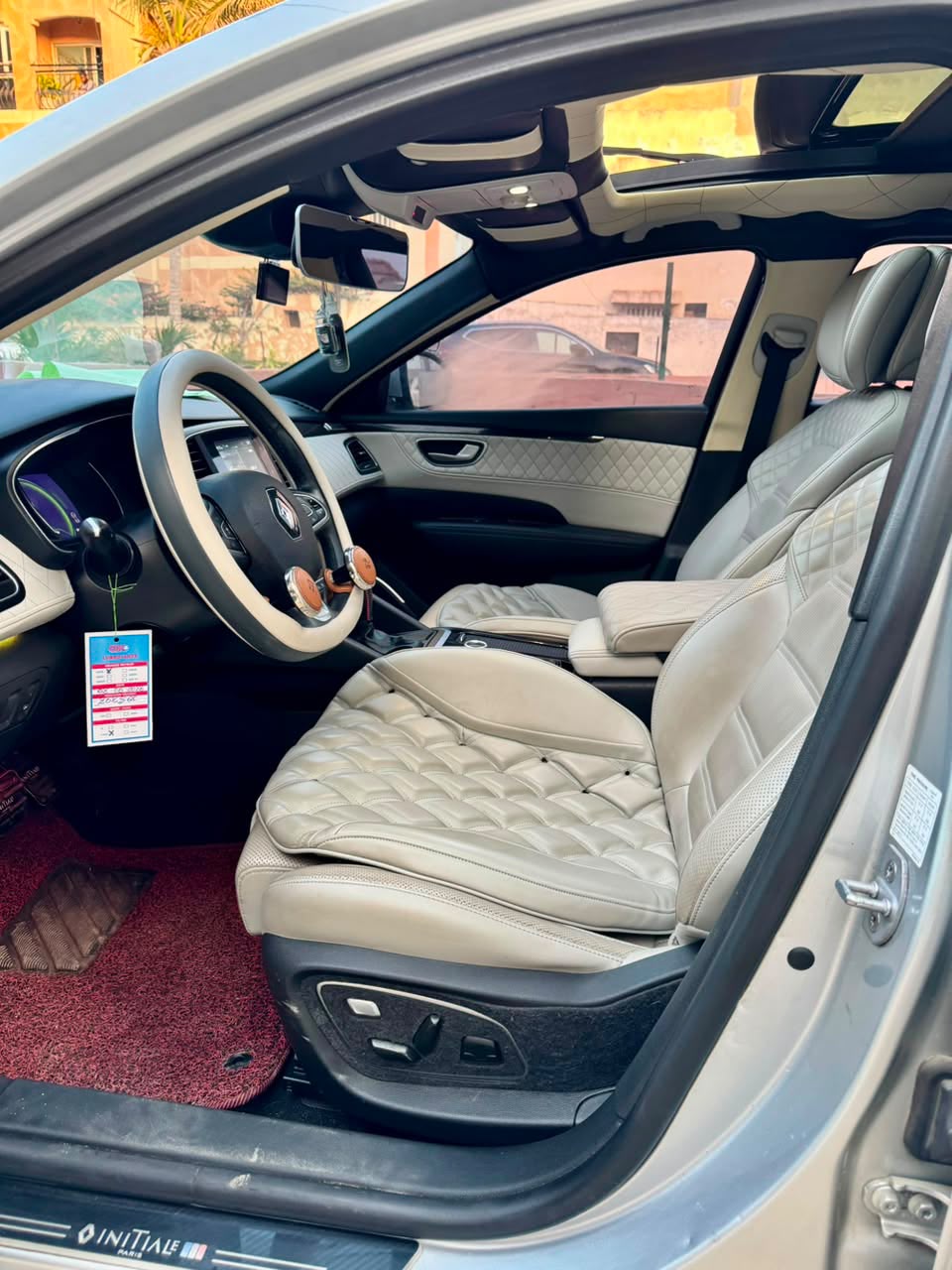 RENAULT TALISMAN SM6*