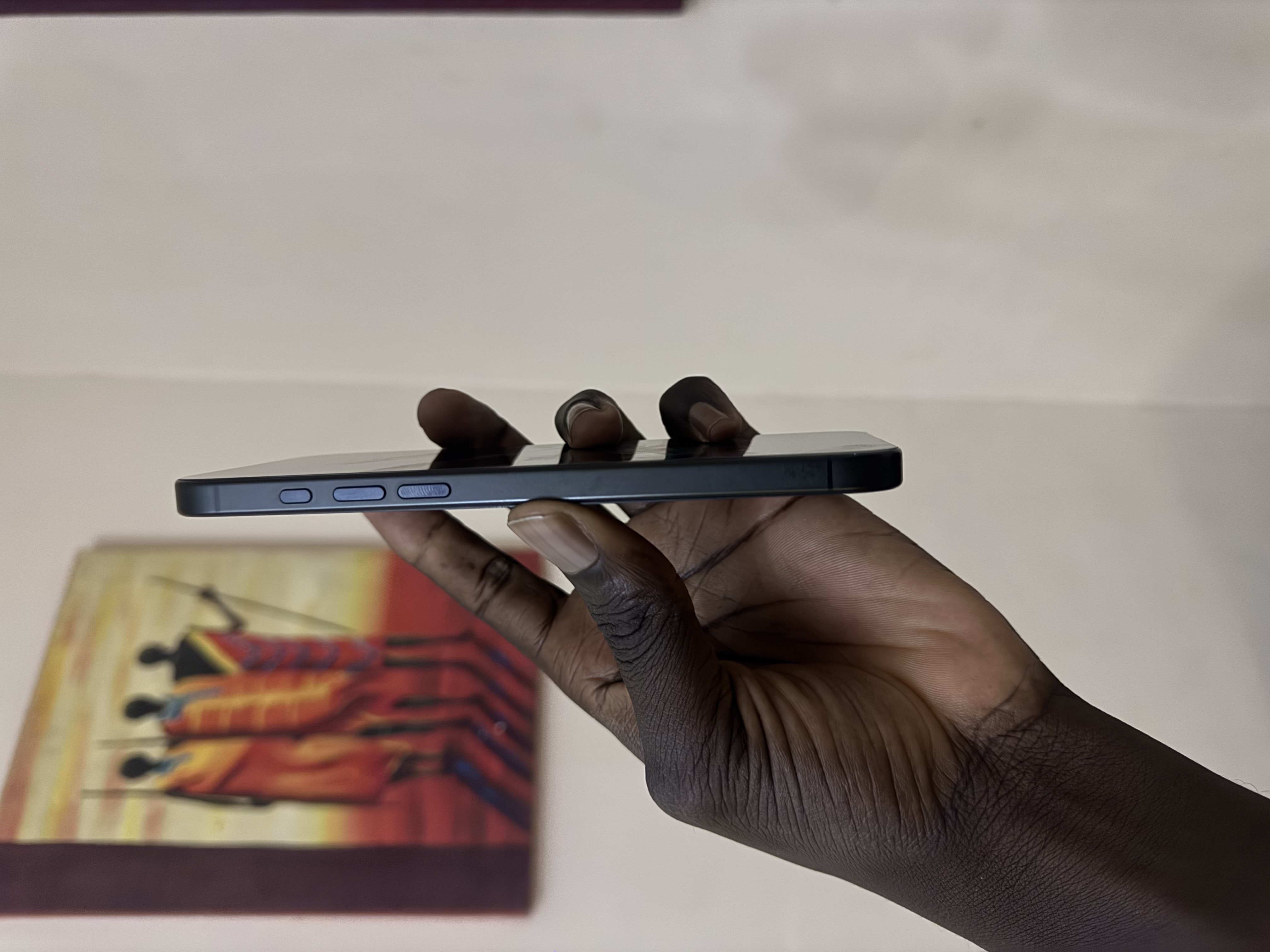 iPhone 16 Pro Max 256 Go eSIM à vendre à Dakar | Original & scellé