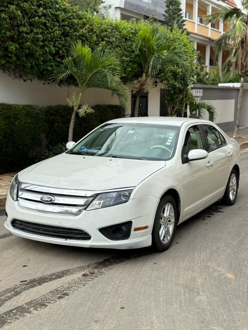 Ford Fusion 2012 automatique essence  à vendre À Dakar