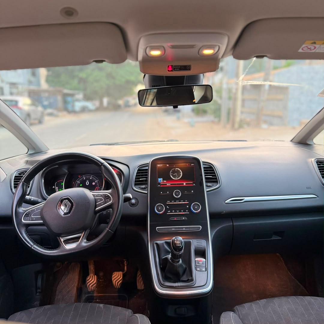 RENAULT SCENIC 2019