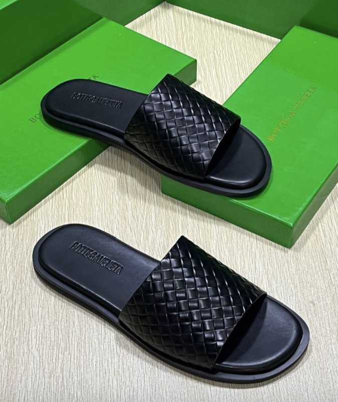 Sandales Claquettes Homme en Cuir Style Luxe & Confort