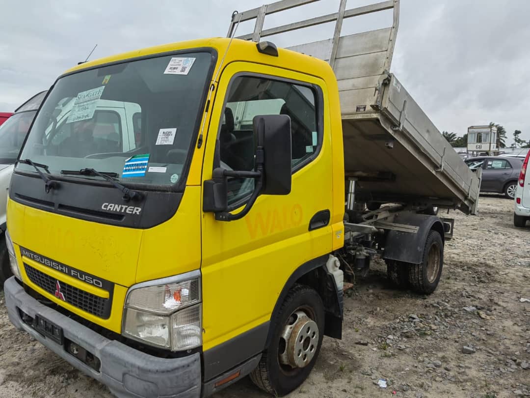 Mitsubishi Fuso Canter occasion 2010-2011