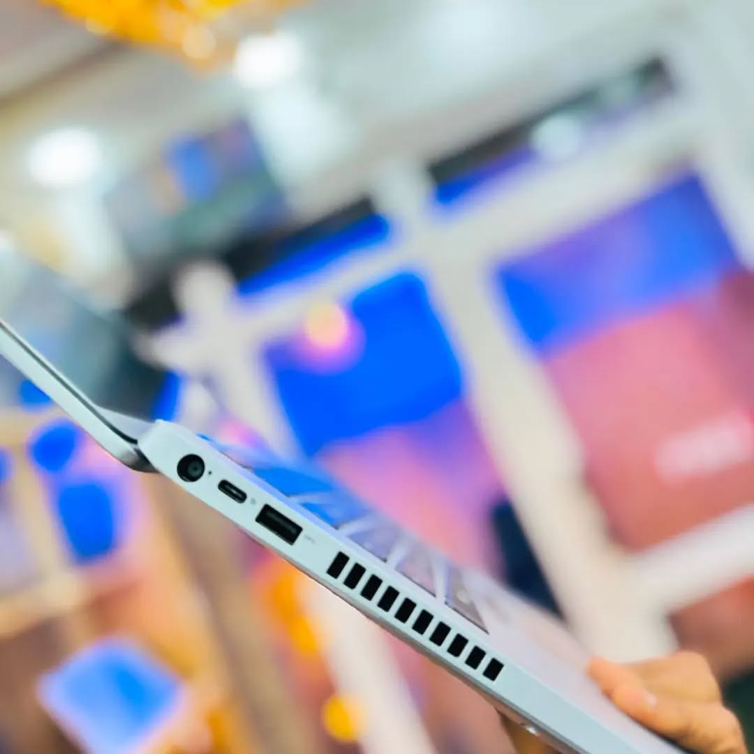 Dell latitude 5410 intel core i5 (4 cœurs et 8 Processeurs logique)