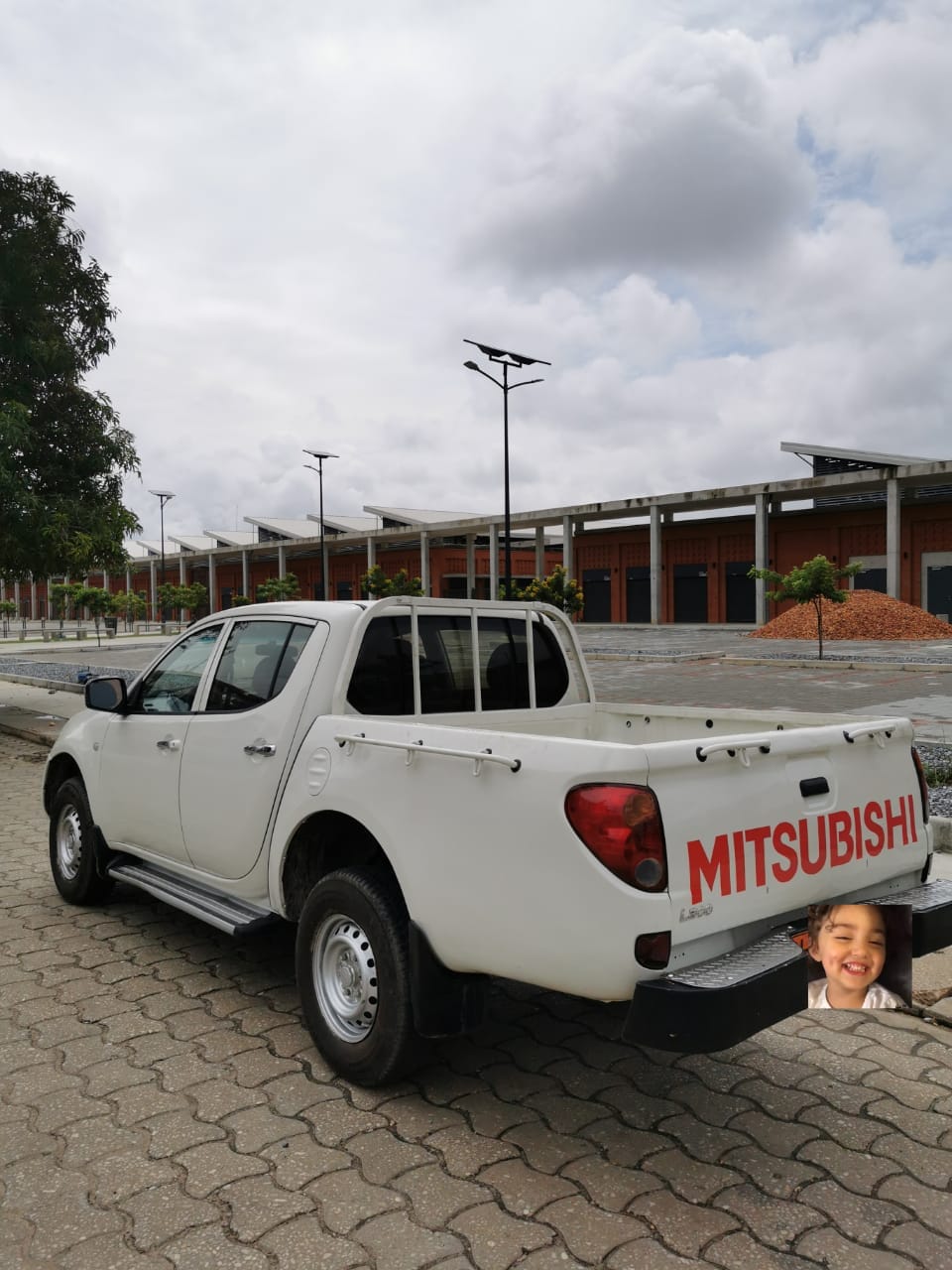Mitsubishi L200 2016