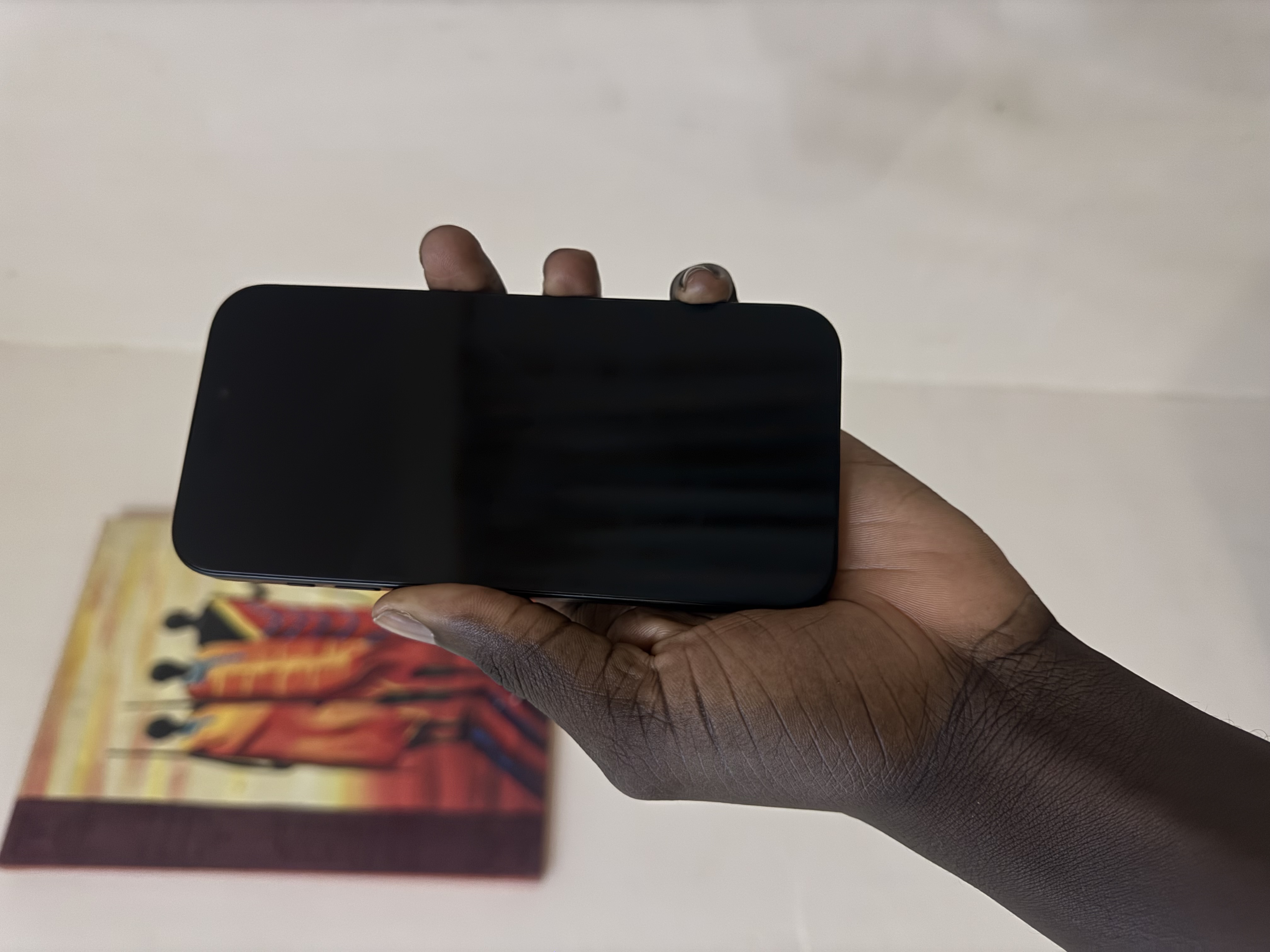 iPhone 16 Pro Max 256 Go eSIM à vendre à Dakar | Original & scellé