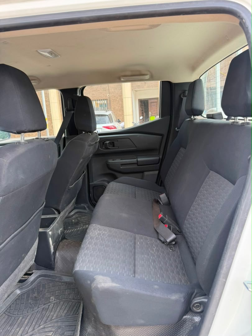 MITSUBISHI L200 2025