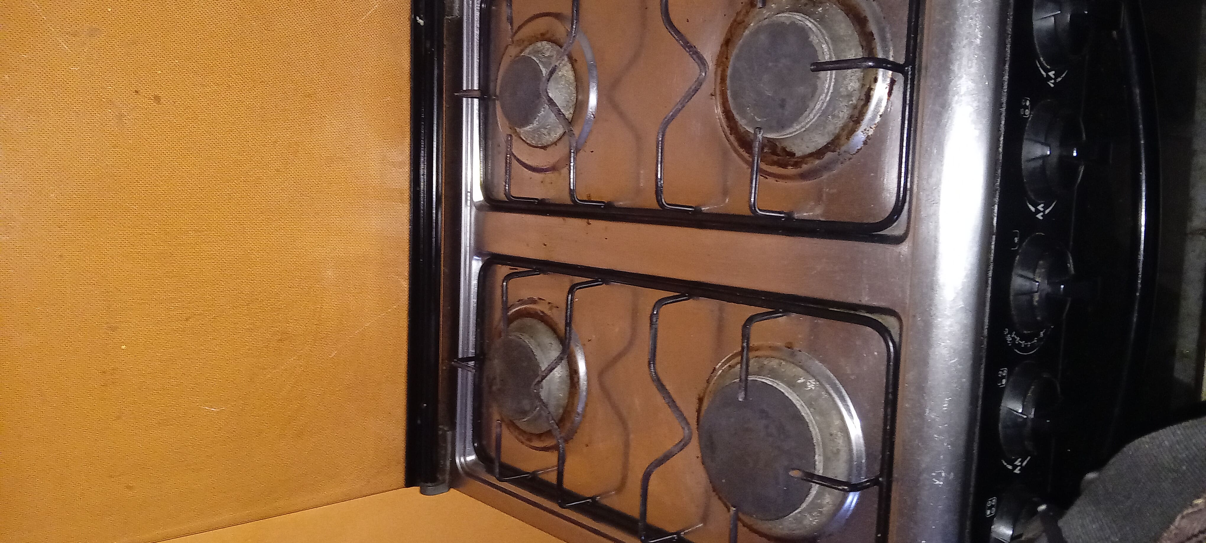 Cuisinière à gaz avec four à vendre Abidjan