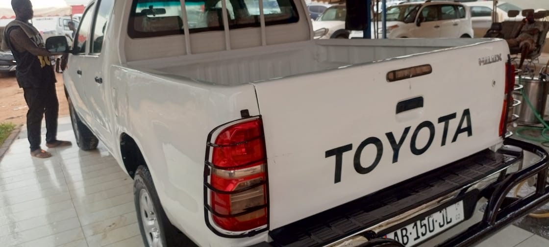 Toyota Hilux Occasion Diesel Manuelle Climatisée