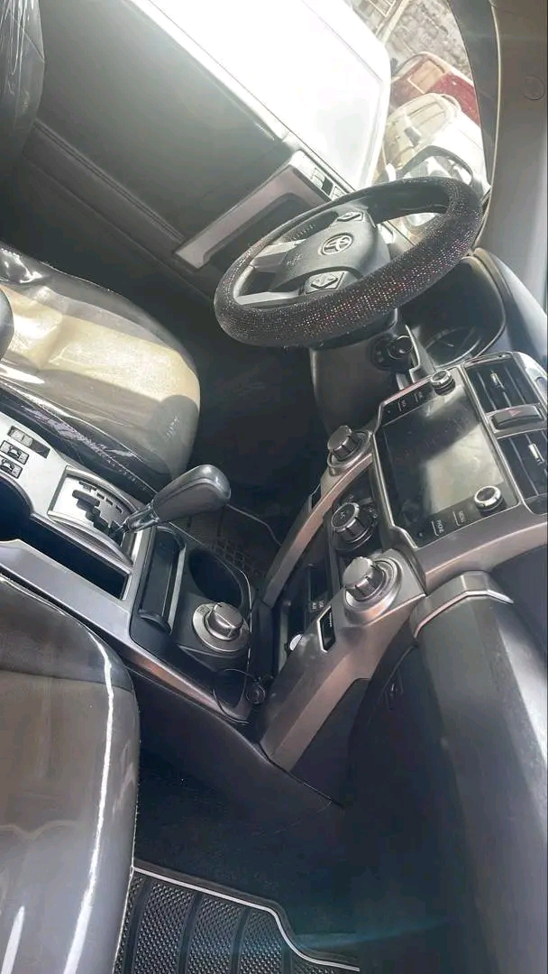 Toyota 4Runner 2021 à vendre à Lomé – Boîte automatique