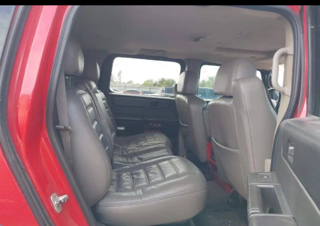 Hummer H2 lifté 2004 V8 6.0 essence Automatique