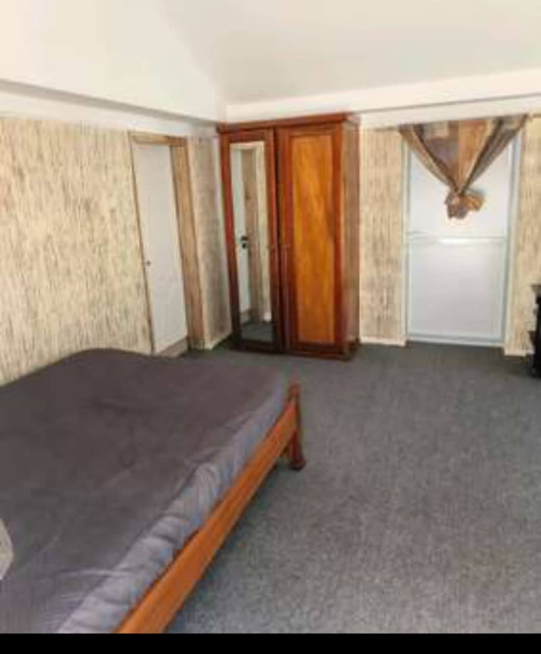 Studio meublé à louer à Sacré Cœur