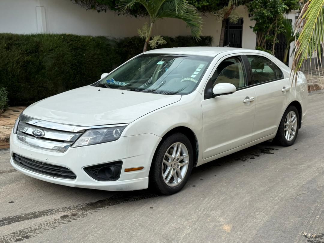 Ford Fusion 2012 automatique essence  à vendre À Dakar
