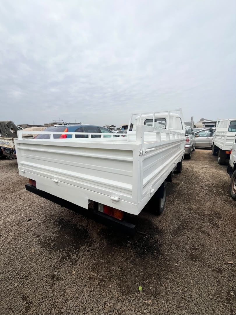 Camionnette MAZDA