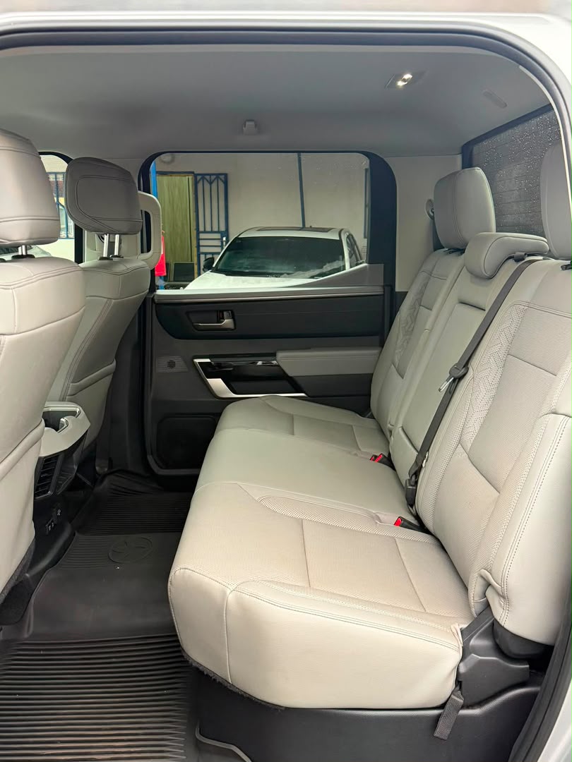 Toyota Tundra 2025 Essence Automatique – Climatisée