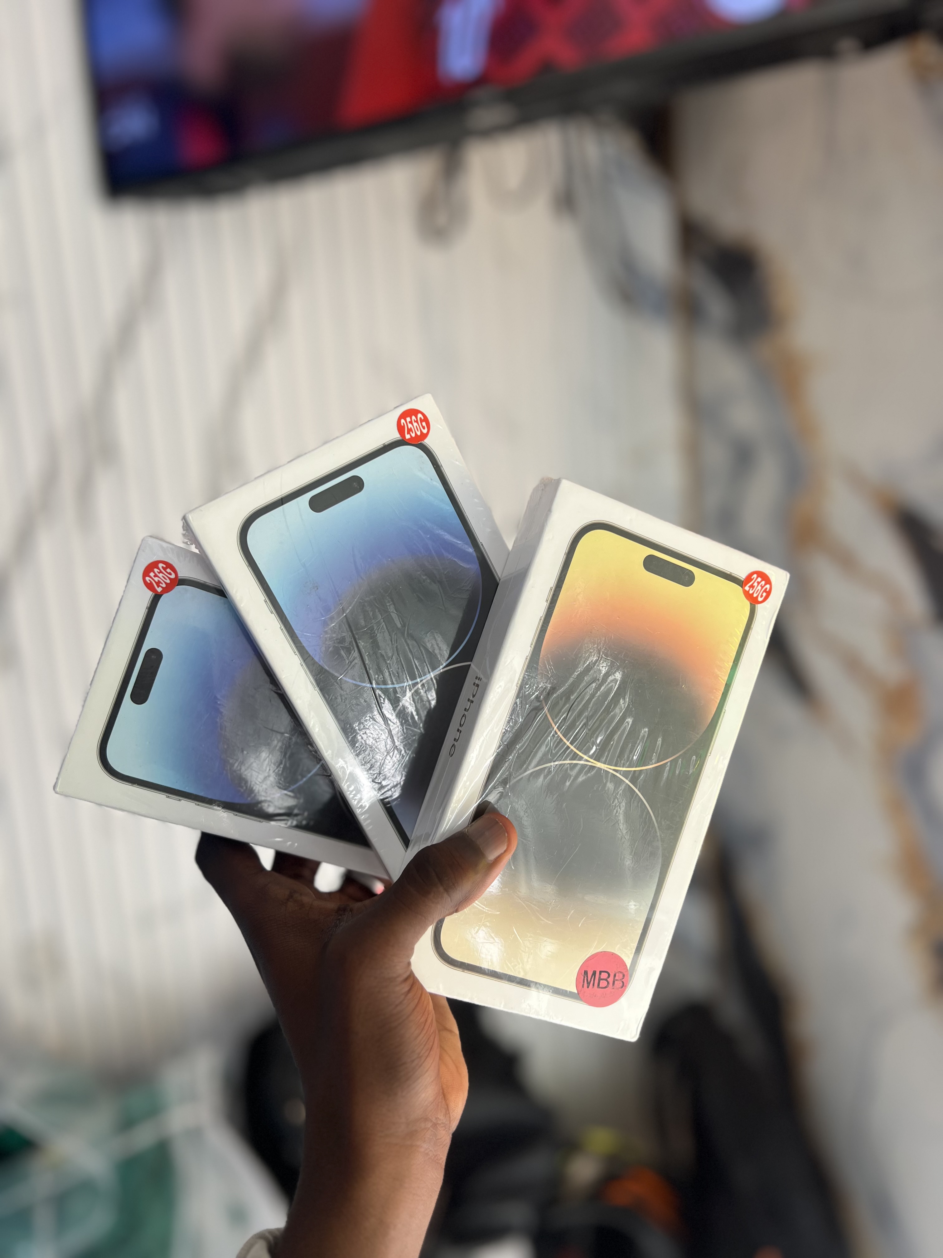 iPhone 14 Pro Max 256 Go neuf scellé