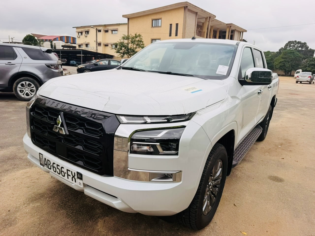 MITSUBISHI L200 AUTOMATIQUE ANNÉE 2026
