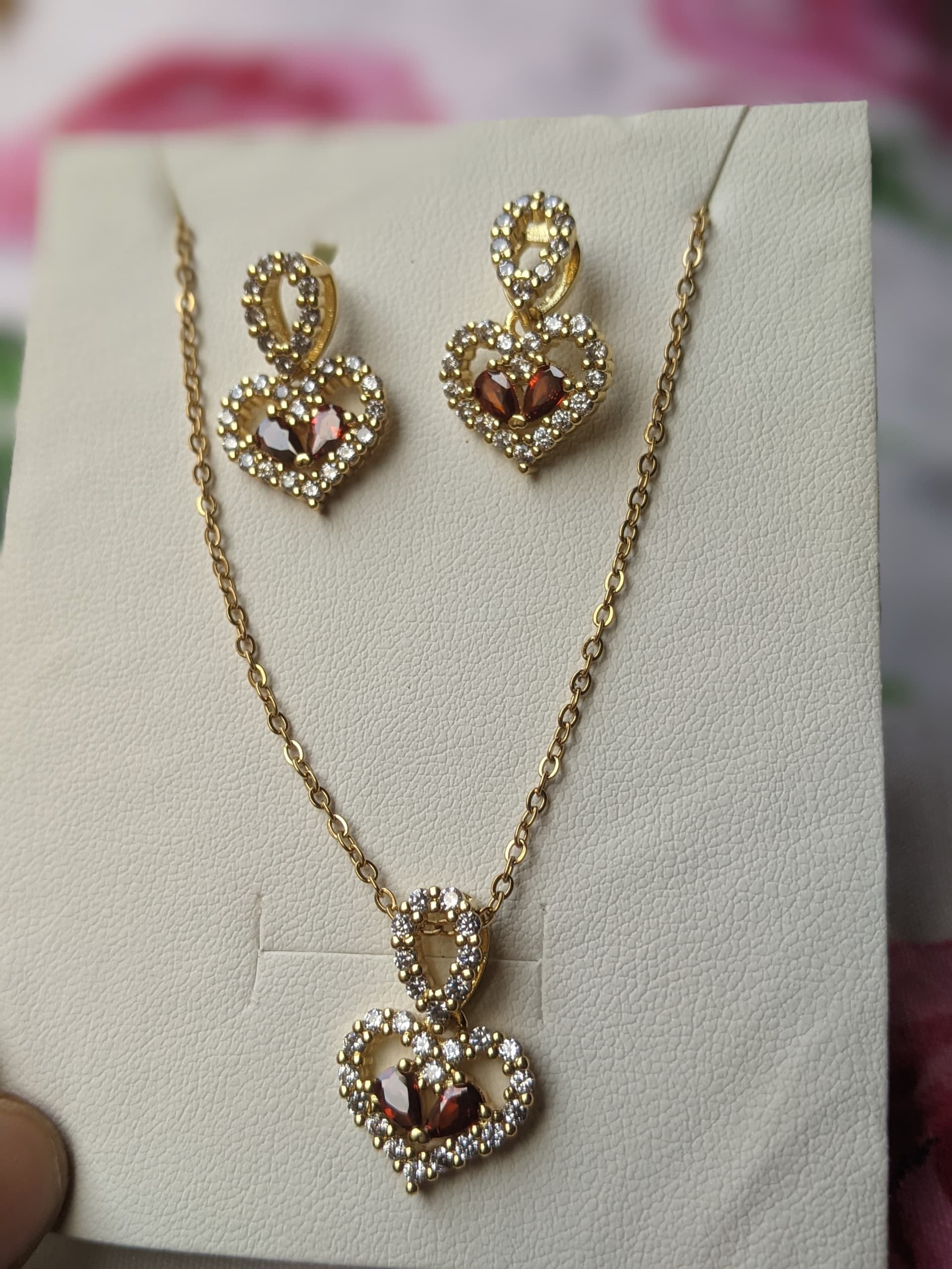 Ensemble de bijoux élégants pour femme Colliers boucles d’oreilles tendance