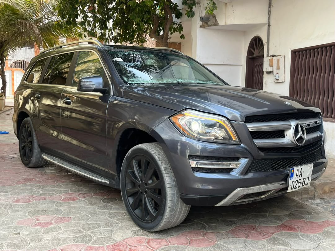 MERCEDES-BENZ GL450 2015
