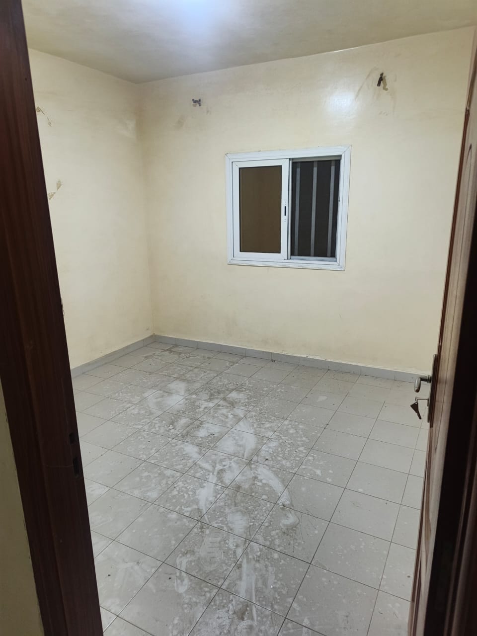 Appartement F4 à louer à Yoff, Dakar – 3 chambres salon