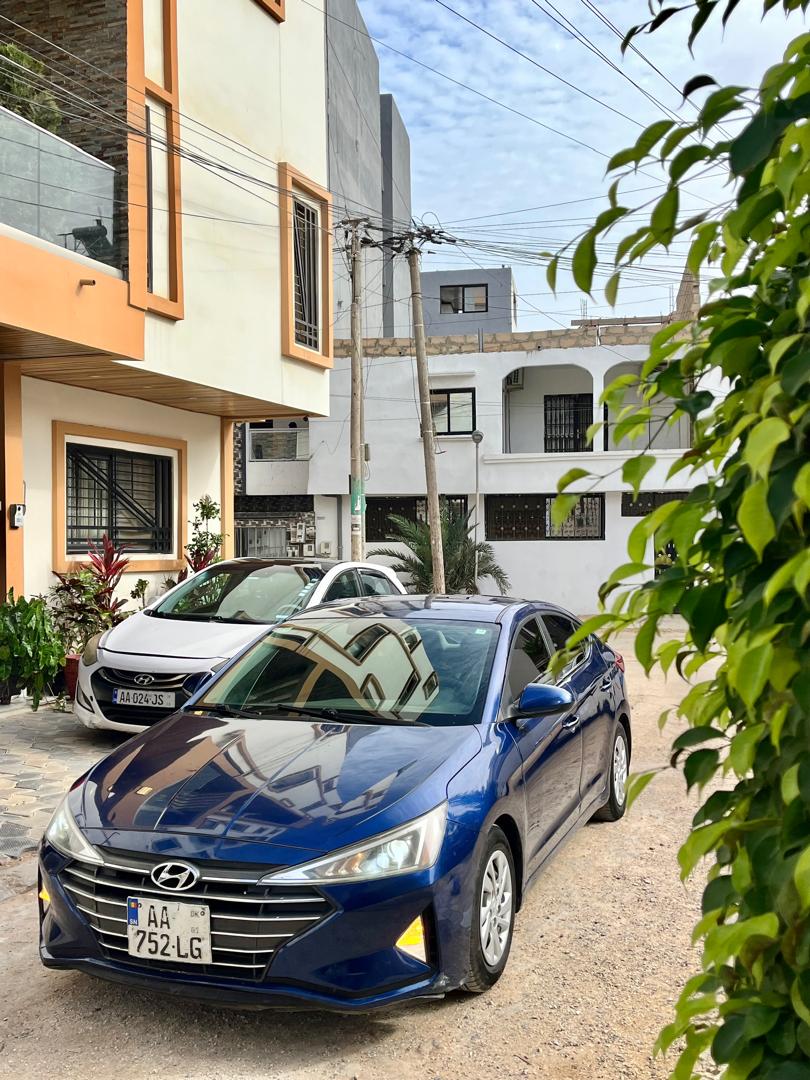HYUNDAI ELANTRA 2019