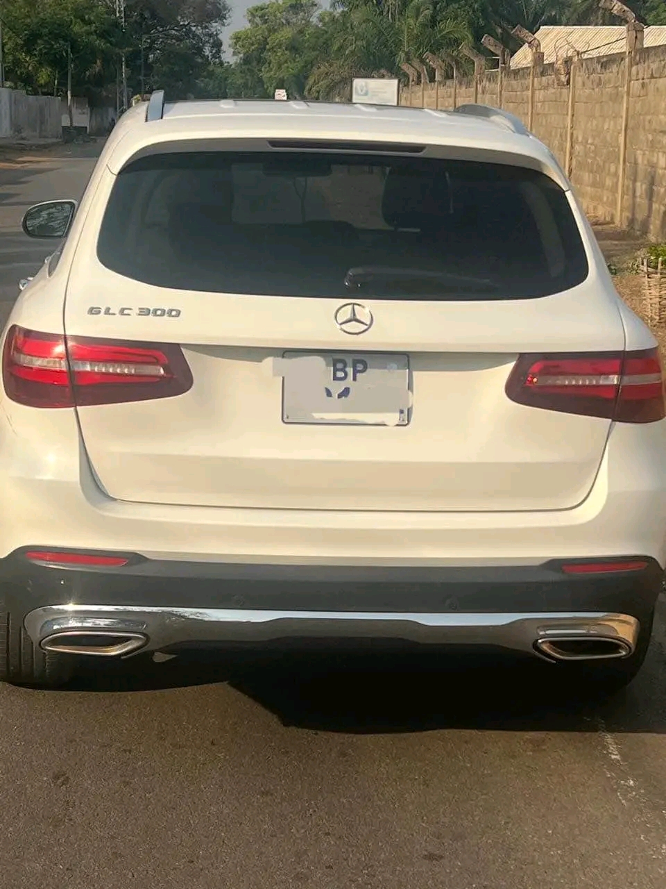 Mercedes-Benz GLC 300 2018 essence automatique