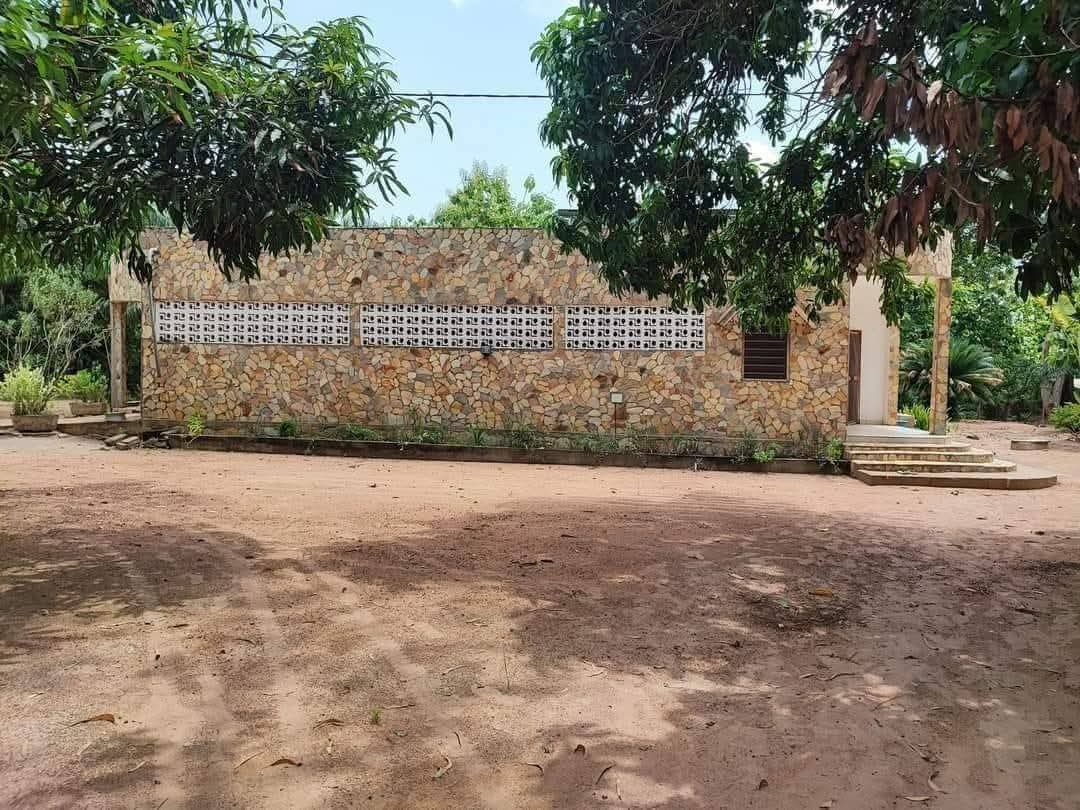 VENTE D'UNE GRANDE FERME AU TOGO