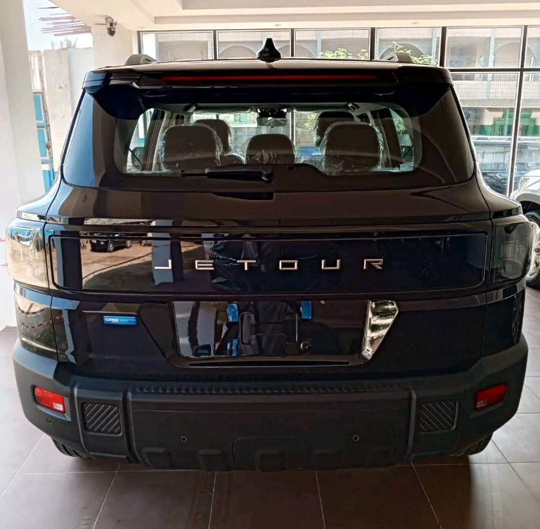 Jetour T1 2025 déjà dédouané – Essence automatique