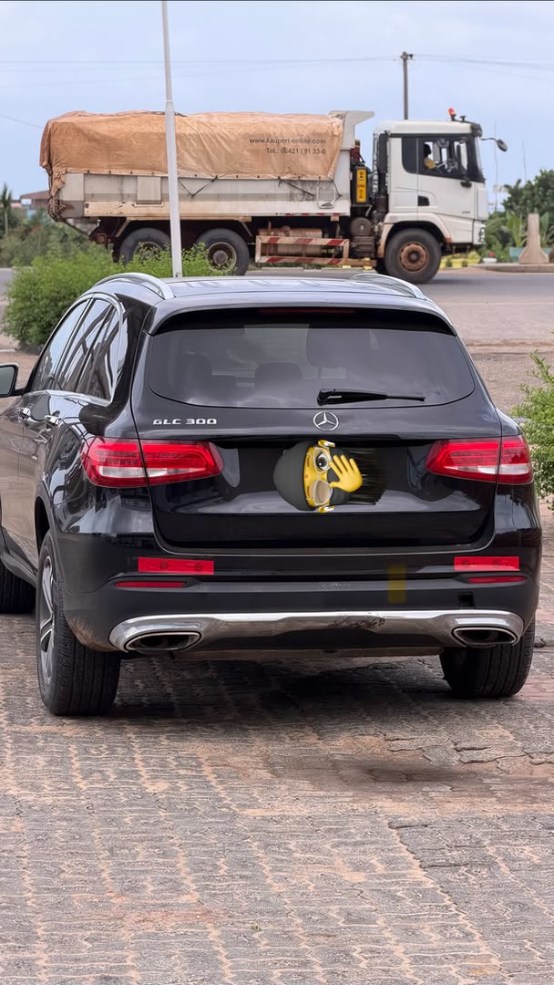 Mercedes Benz GLC 300