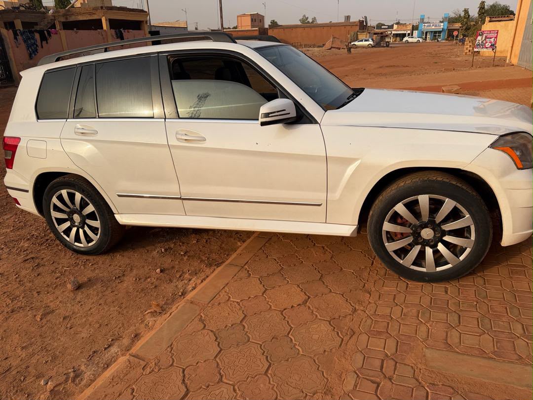 Mercedes GLK 2012 d’occasion automatique essence V6
