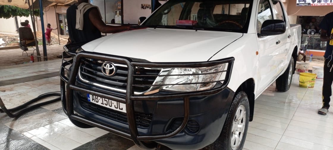 Toyota Hilux Occasion Diesel Manuelle Climatisée