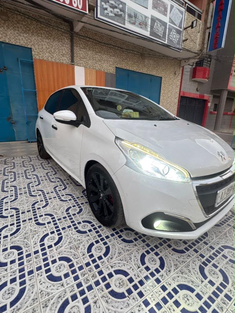 Peugeot 208 Année 2013