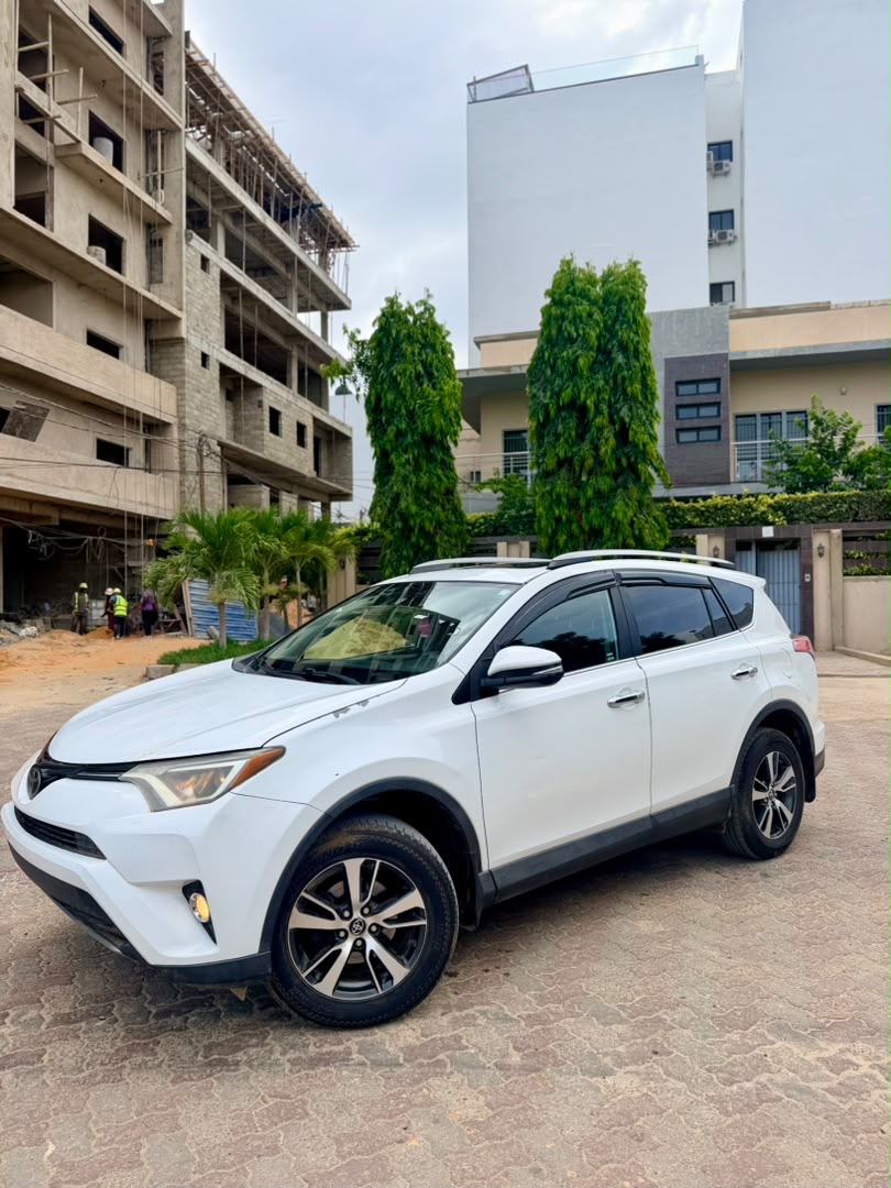 Toyota RAV4 année 2017