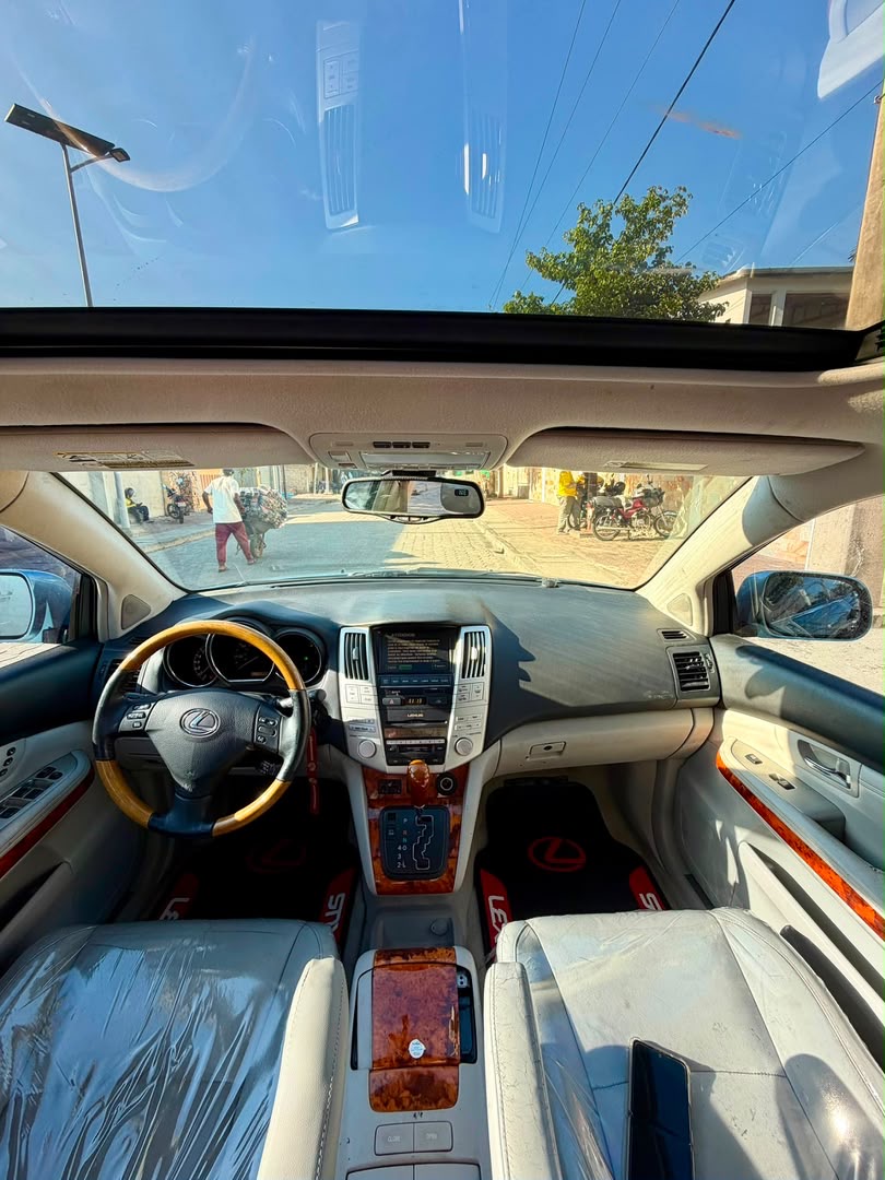Lexus RX330