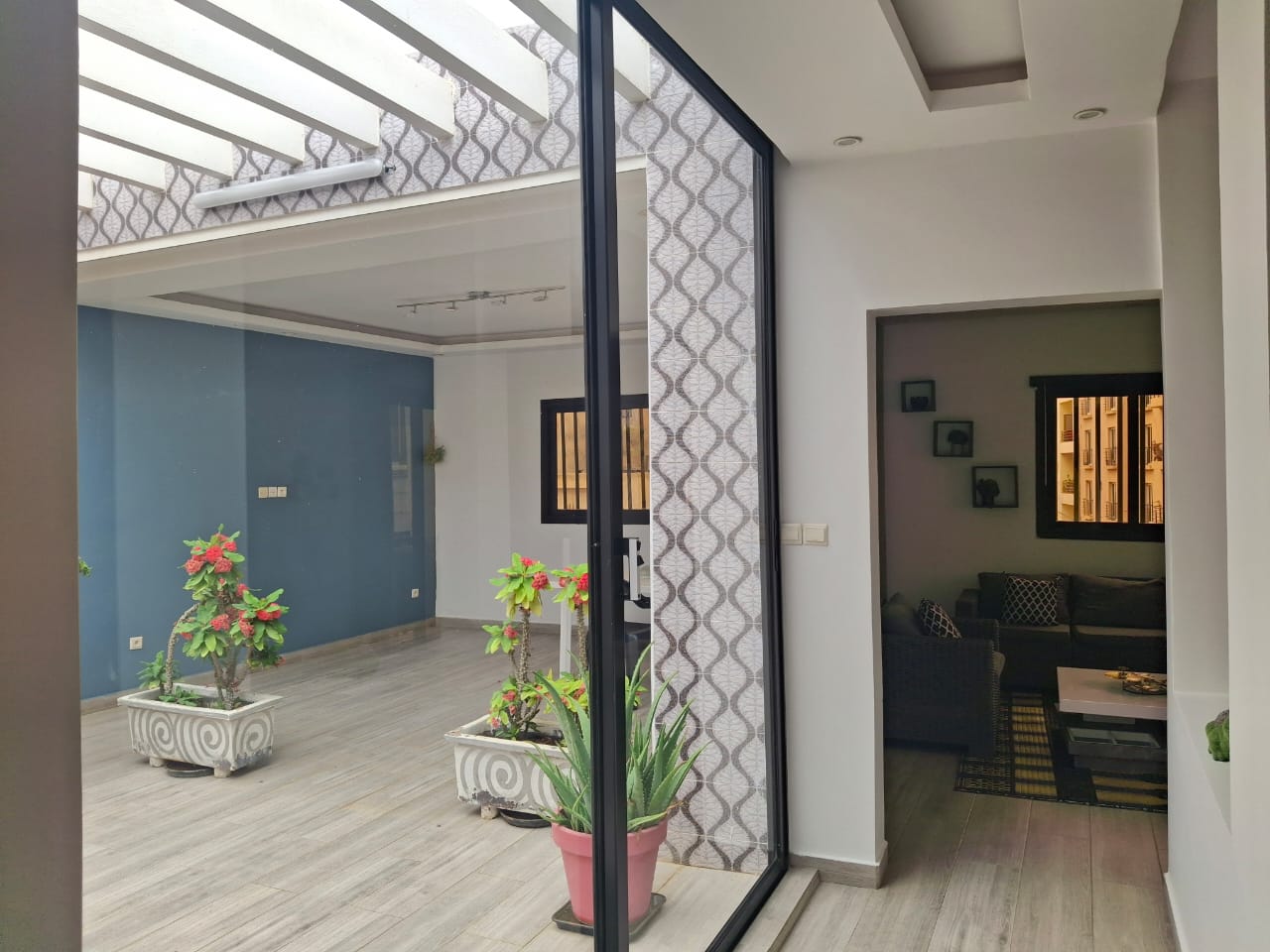 Duplex F4 Meublé à Louer à Ouakam