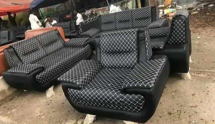 Salon 3 Places
