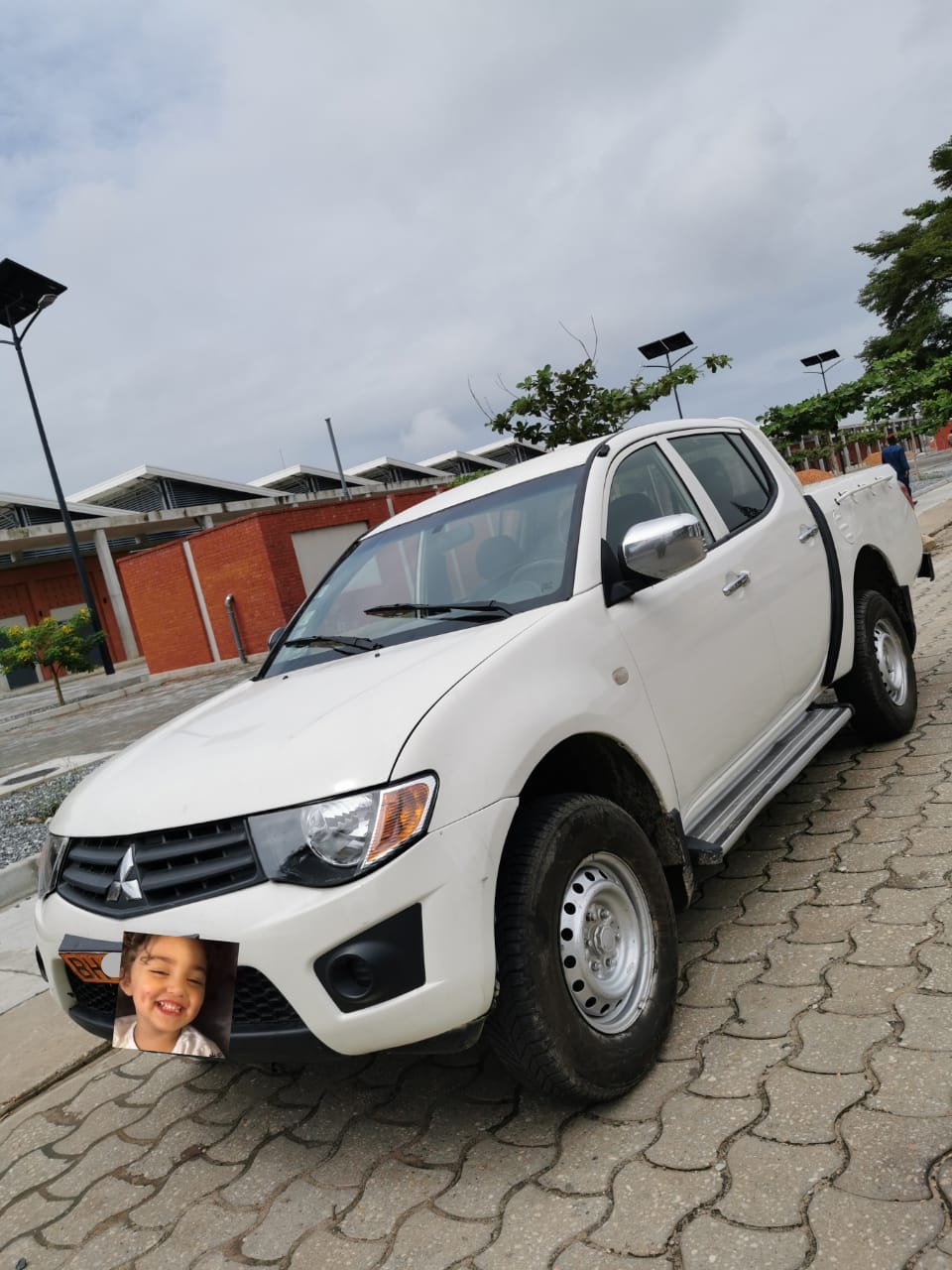 Mitsubishi L200 2016