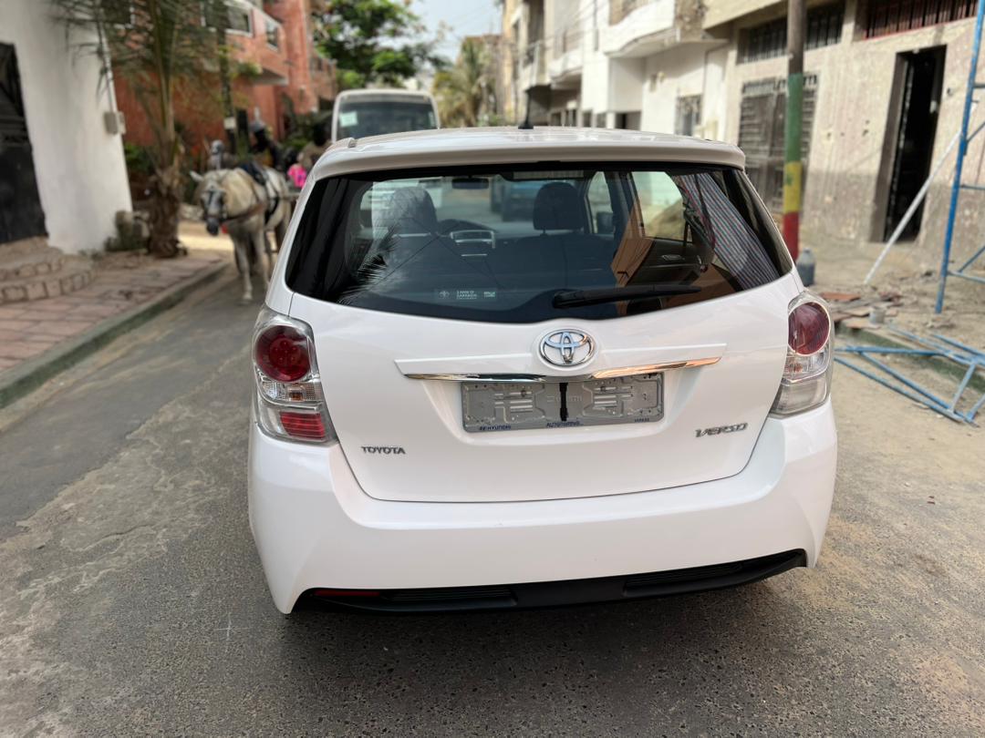 TOYOTA VERSO 7 PLACES