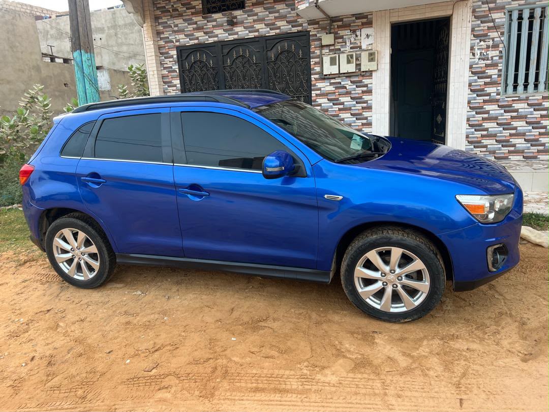Mitsubishi Outlander Sport 2015