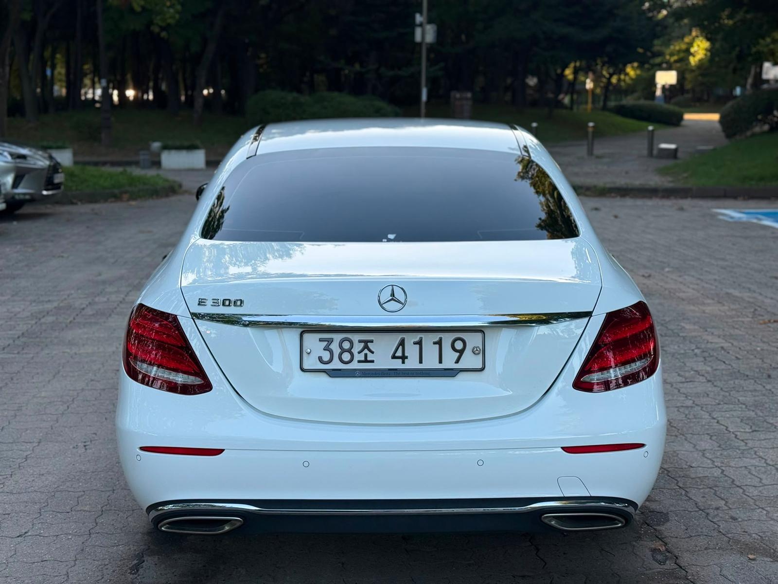 Mercedes-Benz E300 2017 Occasion – Essence Full Option