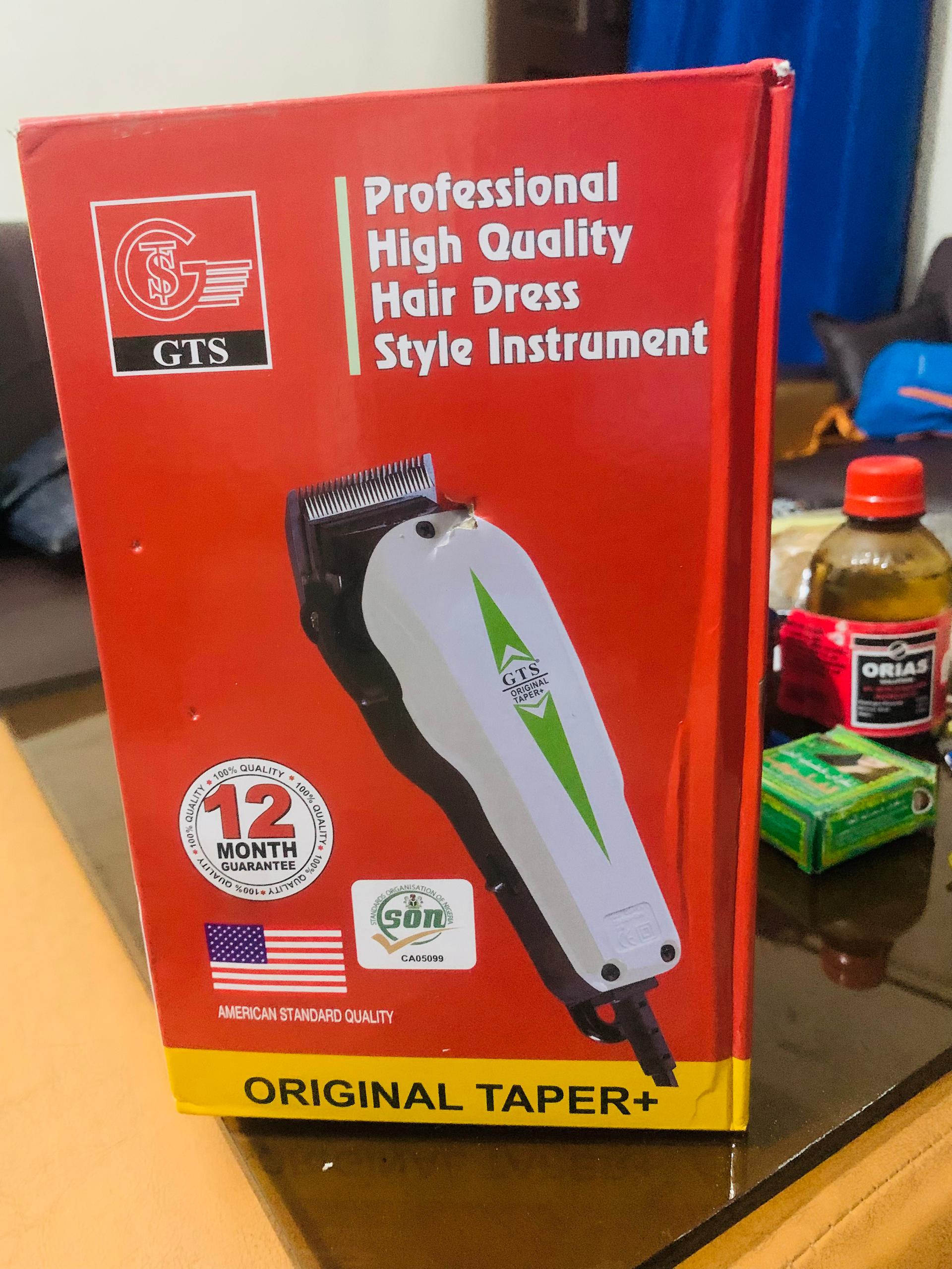 Tondeuse changeable et à courant