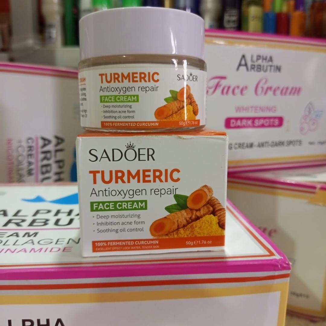 Crèmes visage éclaircissantes