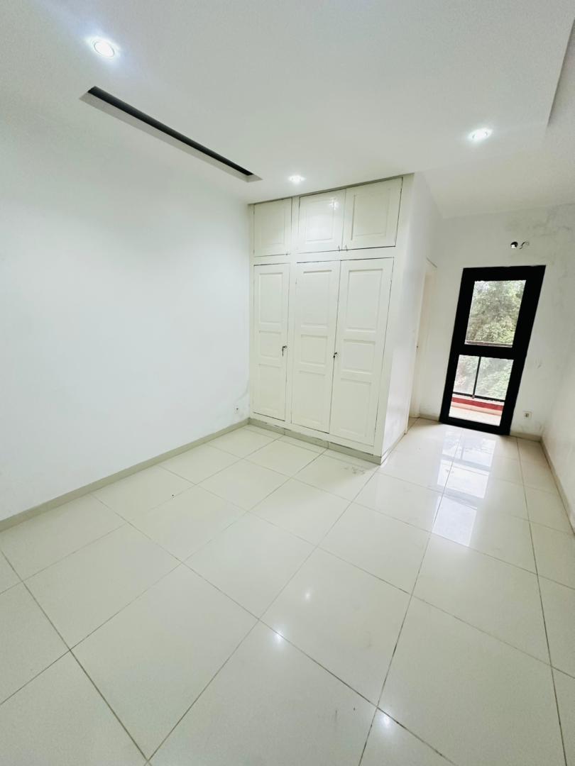 Appartement F3 (2 chambres salon) à louer aux Mamelles